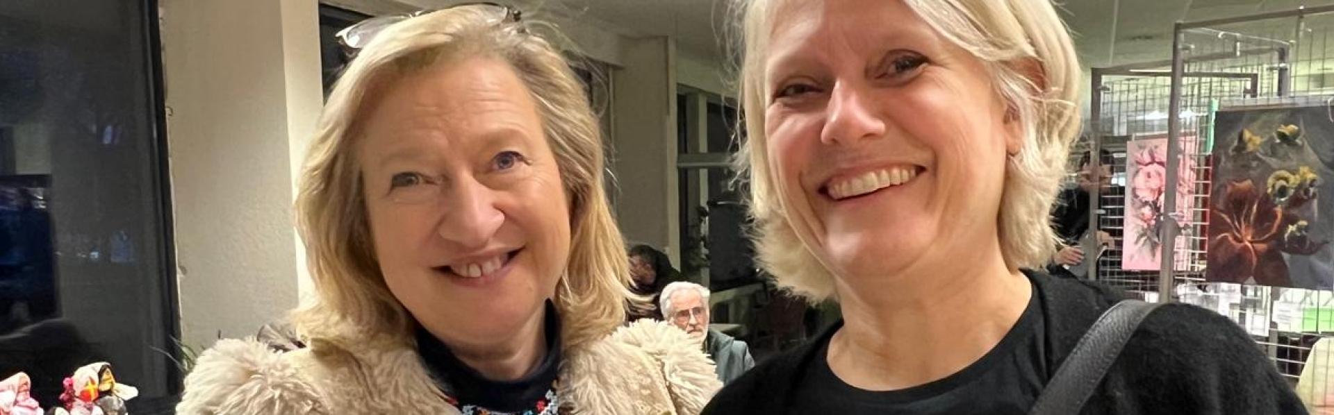 Svitlana en Annemarie boek Vrede aan de Wereld Herdenkingsdag