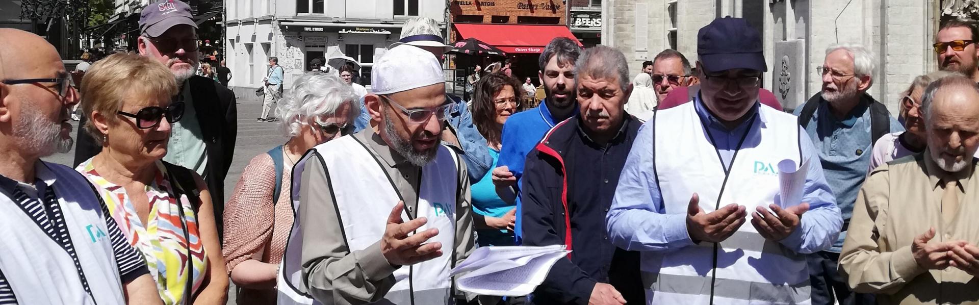 Dua voor de kathedraal