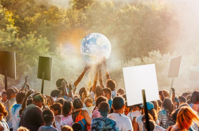 Protest - Wereldbol gedragen