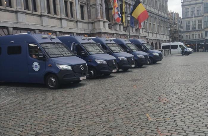 Politiebusjes-Antwerpen