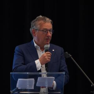 Brugse burgemeester Dirk De Fauw opent het persmoment