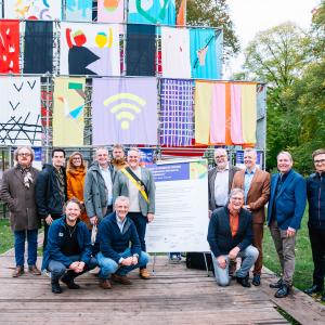 15 lokale bestuurders tekenden een vredesverklaring tijdens de Temple of Peace