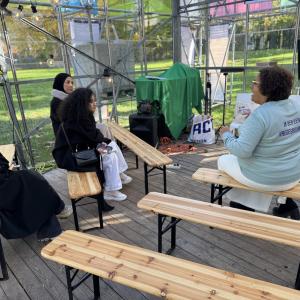 Sessie "Tot in de kern" met toekomstige Bombshells