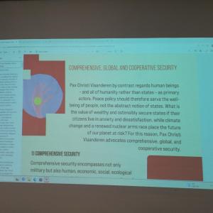 Slide ons Manifest voor Vrede in Workshop 1 