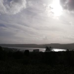 Faslane, de marinebasis waar kernkoppen worden bewaard (een silhouet)